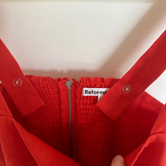 Reformation %100 Linen Manet Dress in Hot Day - Picture 6 of 16